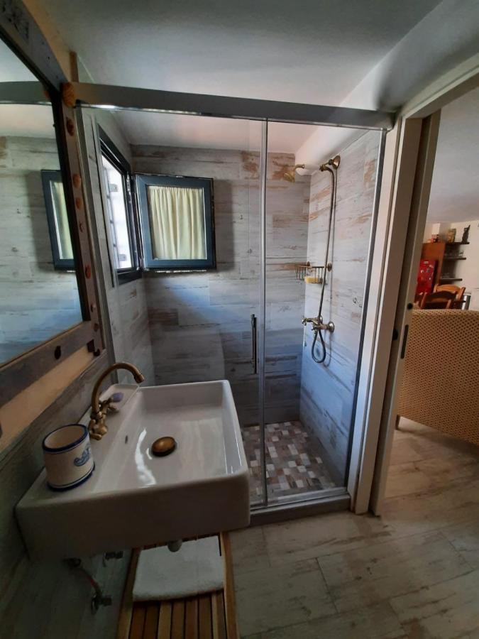 Un Apartamento Vacacional Con Detalles De Un Hogar Mairena del Aljarafe Exteriér fotografie