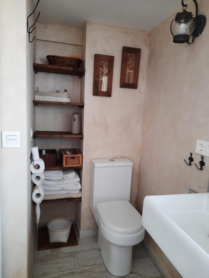 Un Apartamento Vacacional Con Detalles De Un Hogar Mairena del Aljarafe Exteriér fotografie