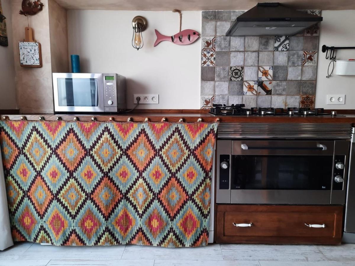 Un Apartamento Vacacional Con Detalles De Un Hogar Mairena del Aljarafe Exteriér fotografie